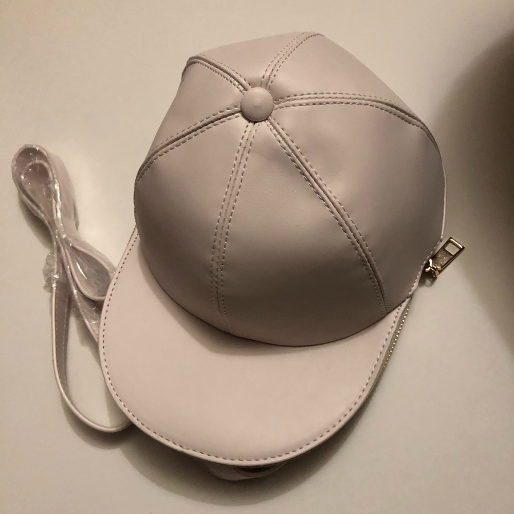 Baseball Cap Handbag ⚾️🧢 - Picture 5 of 11